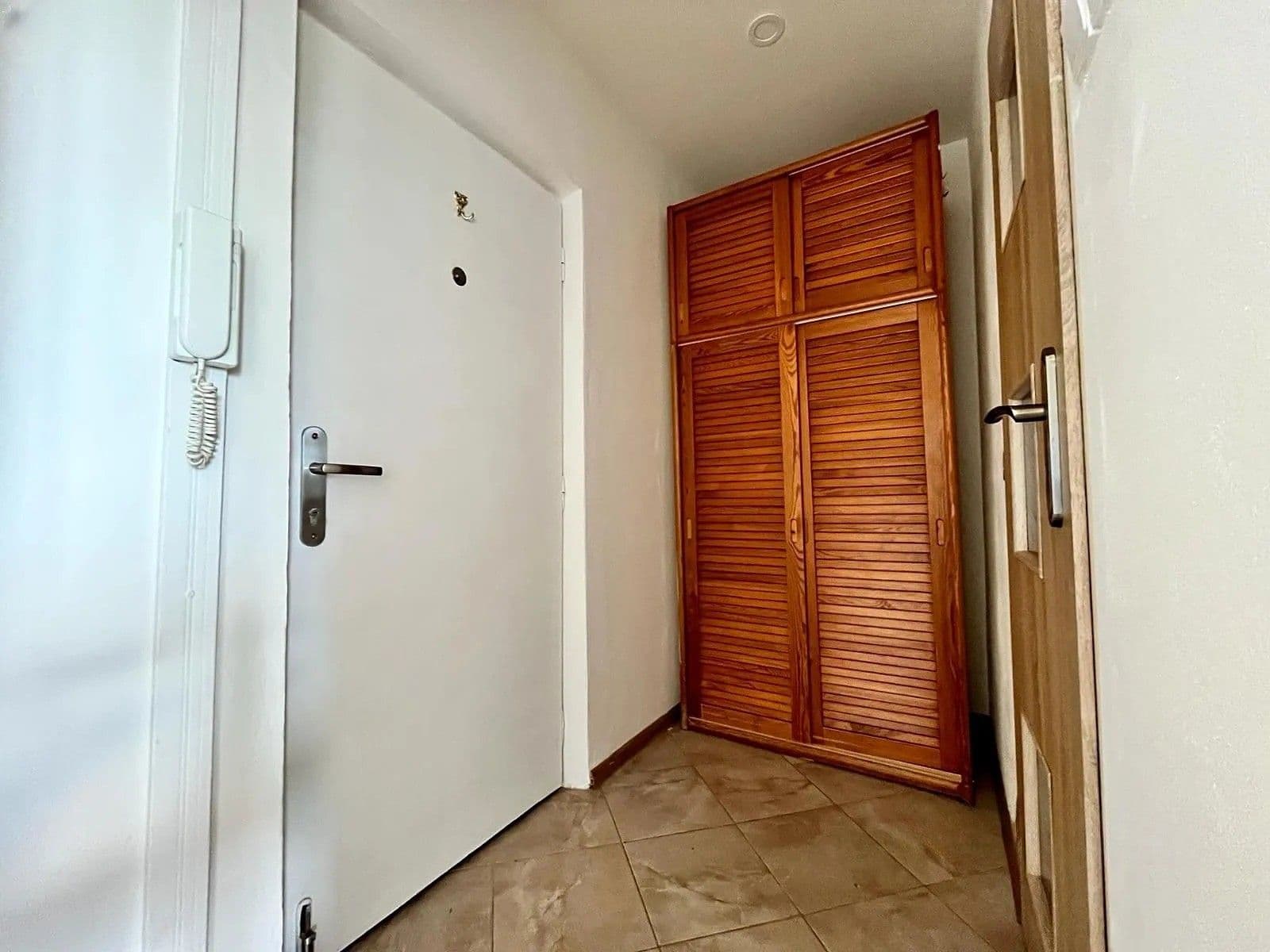 Predaj bytu 1-izbový 34 m², Bezejmenná, Bílina, Ústecký kraj Predaj bytu 1-izbový 34 m², Bezejmenná, Bílina, Ústecký kraj