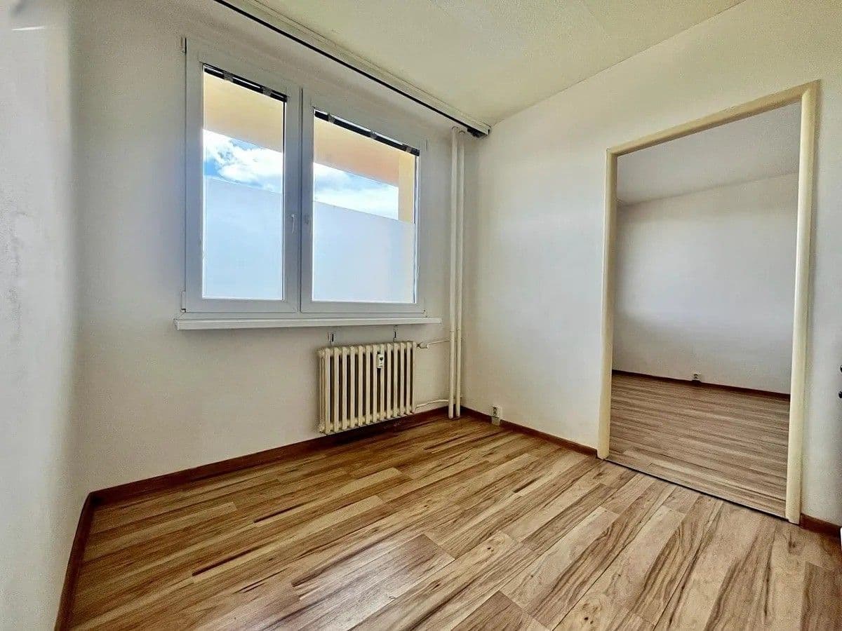 Predaj bytu 1-izbový 34 m², Bezejmenná, Bílina, Ústecký kraj Predaj bytu 1-izbový 34 m², Bezejmenná, Bílina, Ústecký kraj