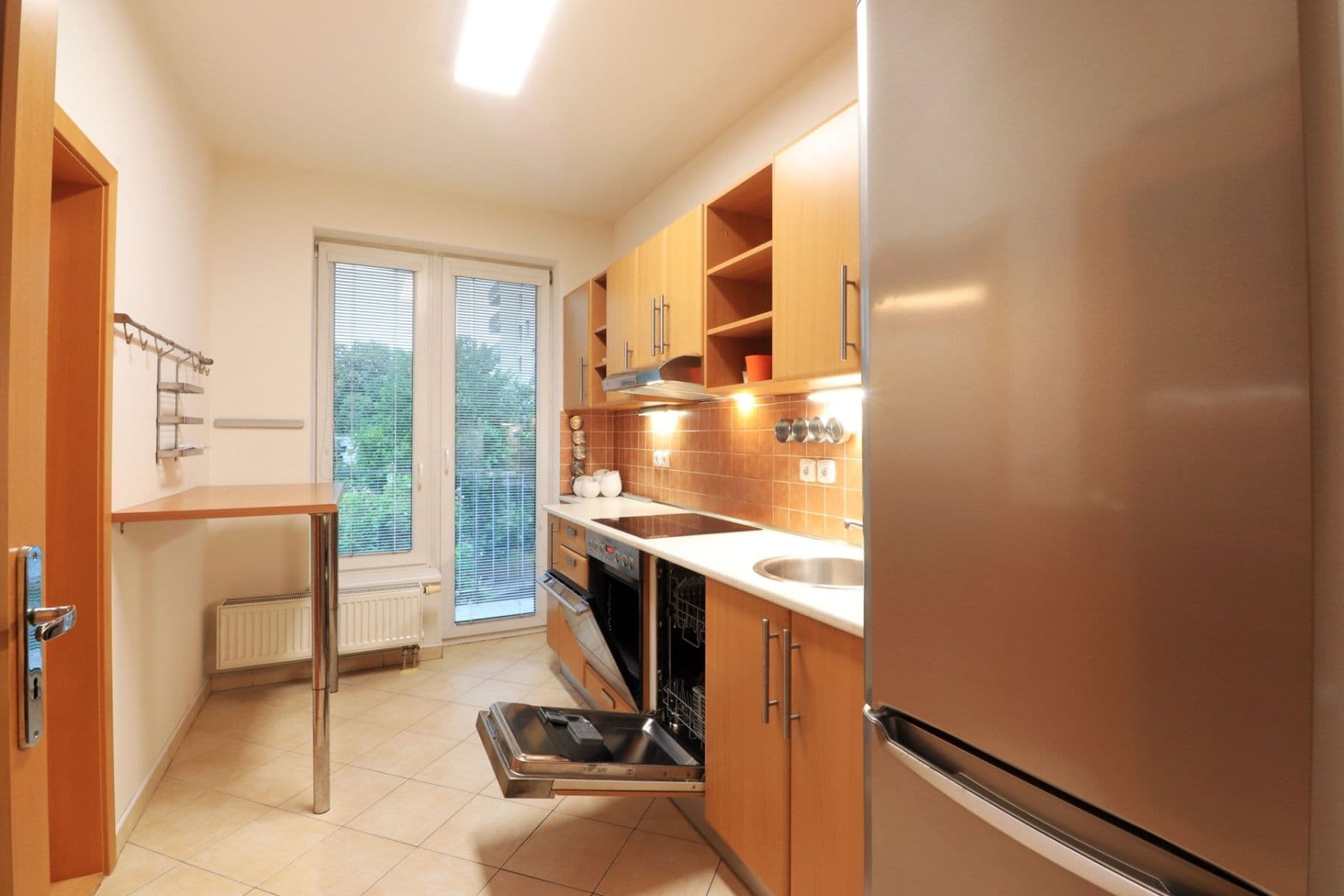 Prenájom bytu 2-izbový 59 m², Názovská, Praha, Praha Prenájom bytu 2-izbový 59 m², Názovská, Praha, Praha