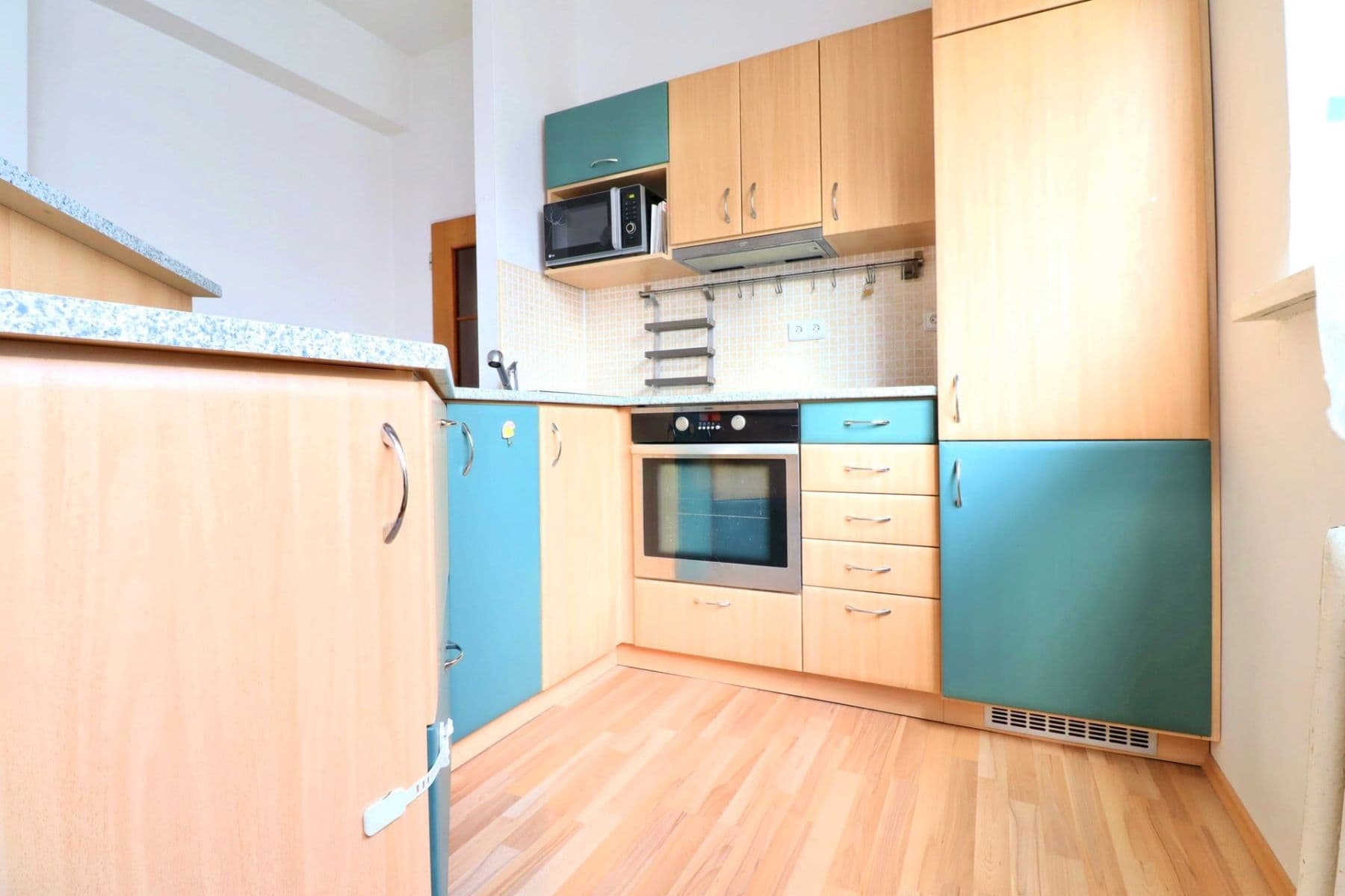 Prenájom bytu 2-izbový 46 m², U bazénu, Praha, Praha Prenájom bytu 2-izbový 46 m², U bazénu, Praha, Praha