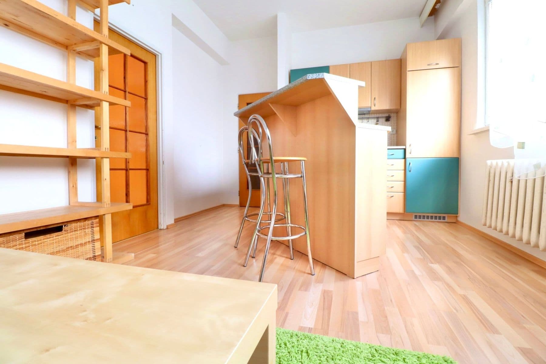Prenájom bytu 2-izbový 46 m², U bazénu, Praha, Praha Prenájom bytu 2-izbový 46 m², U bazénu, Praha, Praha