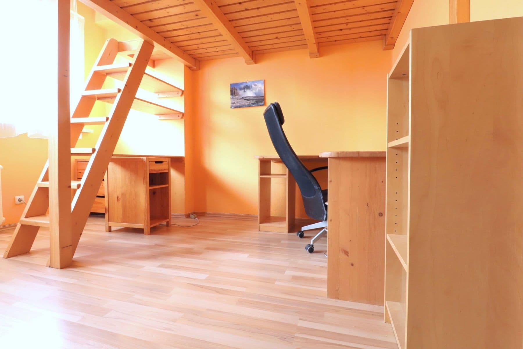 Prenájom bytu 2-izbový 46 m², U bazénu, Praha, Praha Prenájom bytu 2-izbový 46 m², U bazénu, Praha, Praha