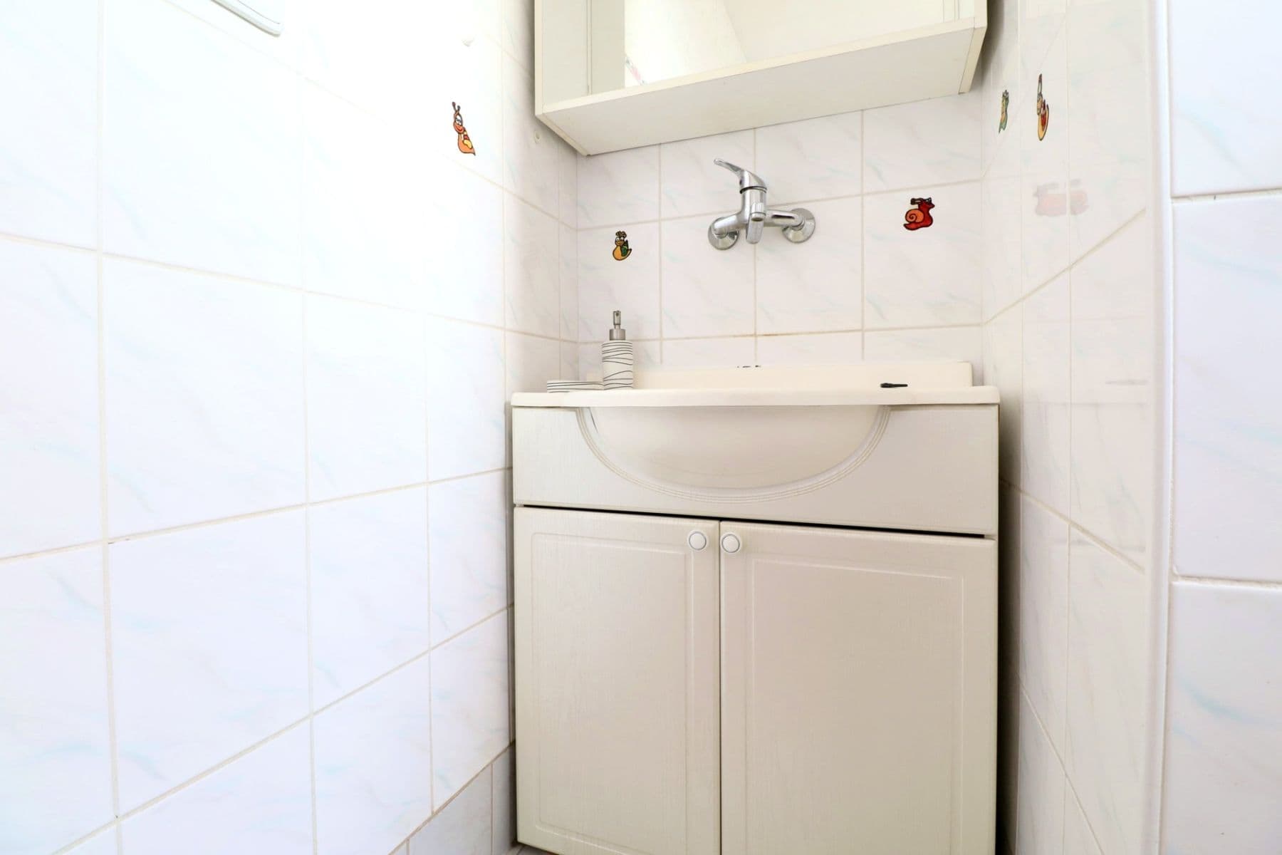 Prenájom bytu 2-izbový 46 m², U bazénu, Praha, Praha Prenájom bytu 2-izbový 46 m², U bazénu, Praha, Praha