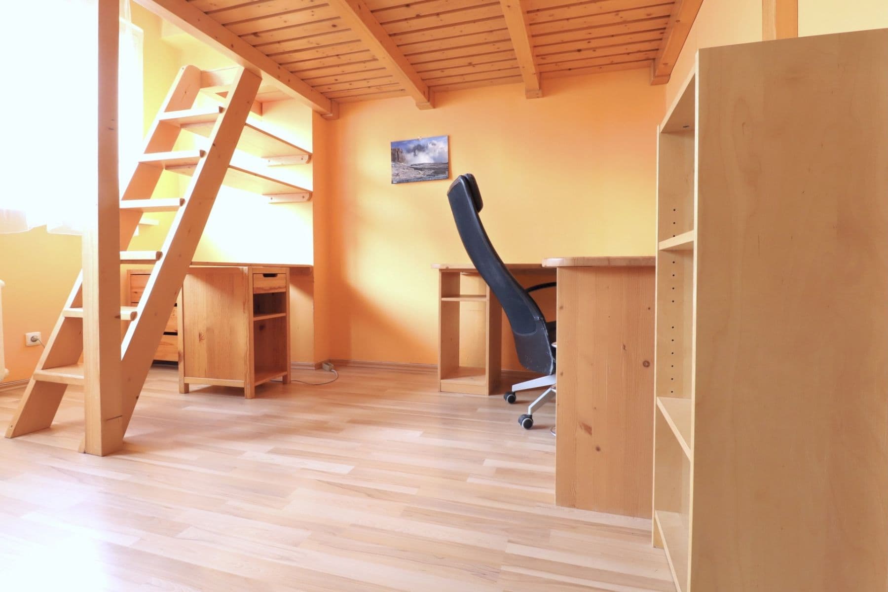 Prenájom bytu 2-izbový 46 m², U bazénu, Praha, Praha Prenájom bytu 2-izbový 46 m², U bazénu, Praha, Praha