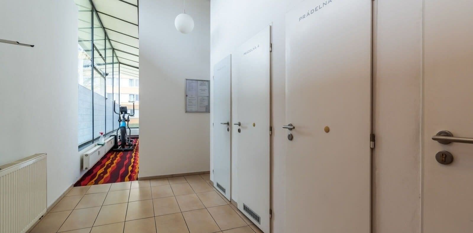 Prenájom bytu 1-izbový 36 m², Molákova, Praha, Praha Prenájom bytu 1-izbový 36 m², Molákova, Praha, Praha