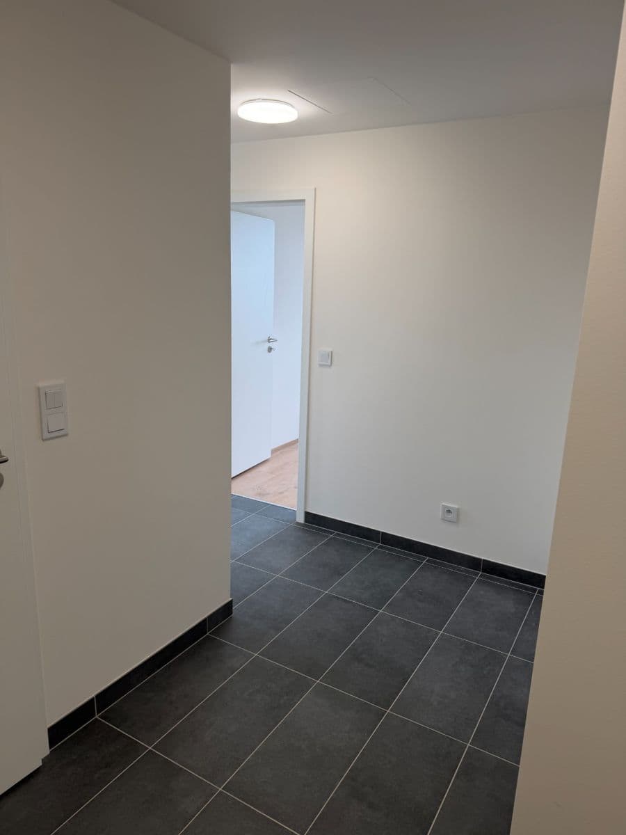 Prenájom bytu 2-izbový 48 m², Strančická, Praha, Praha Prenájom bytu 2-izbový 48 m², Strančická, Praha, Praha