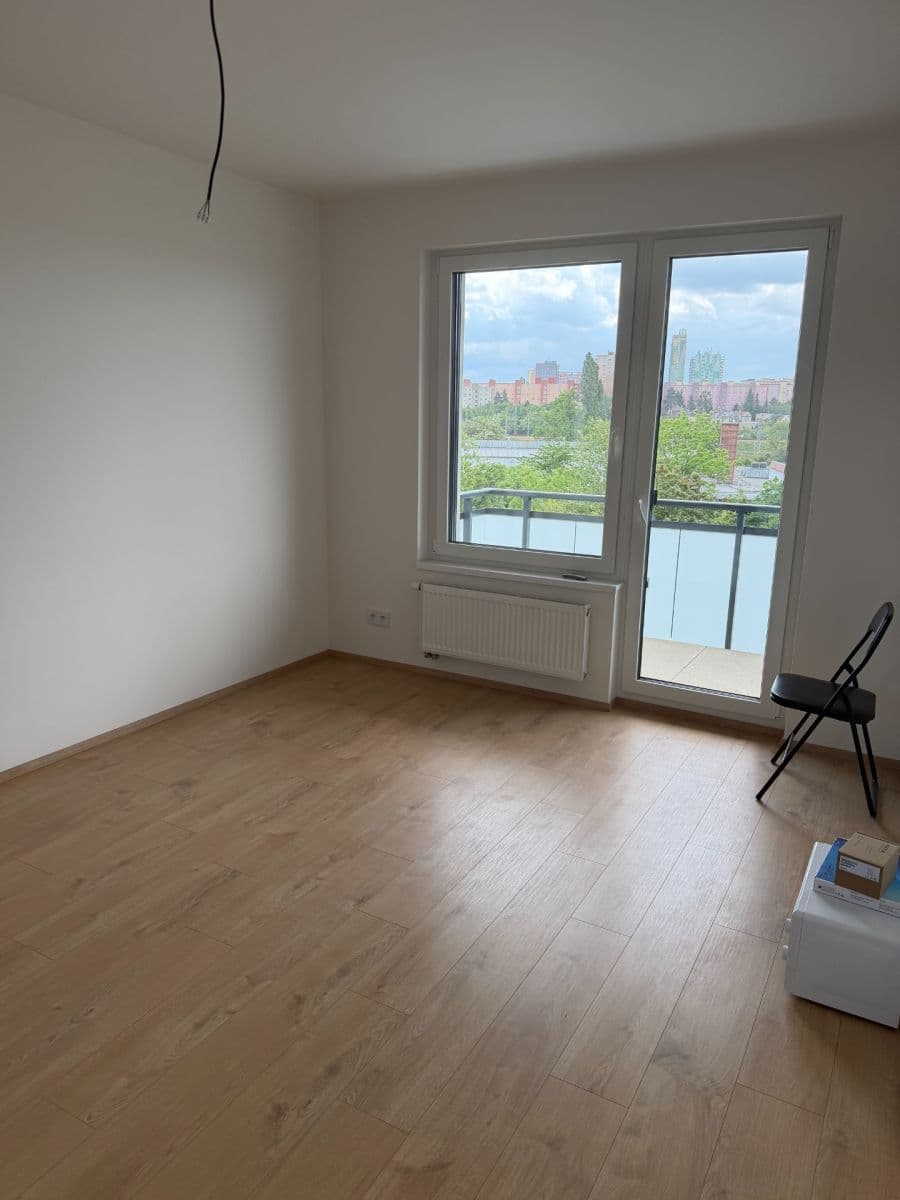 Prenájom bytu 2-izbový 48 m², Strančická, Praha, Praha Prenájom bytu 2-izbový 48 m², Strančická, Praha, Praha