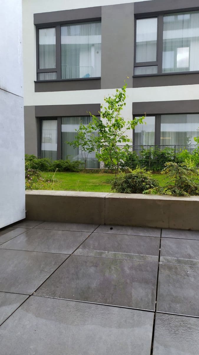 Prenájom bytu 1-izbový 30 m², Mukařovského, Praha, Praha Prenájom bytu 1-izbový 30 m², Mukařovského, Praha, Praha