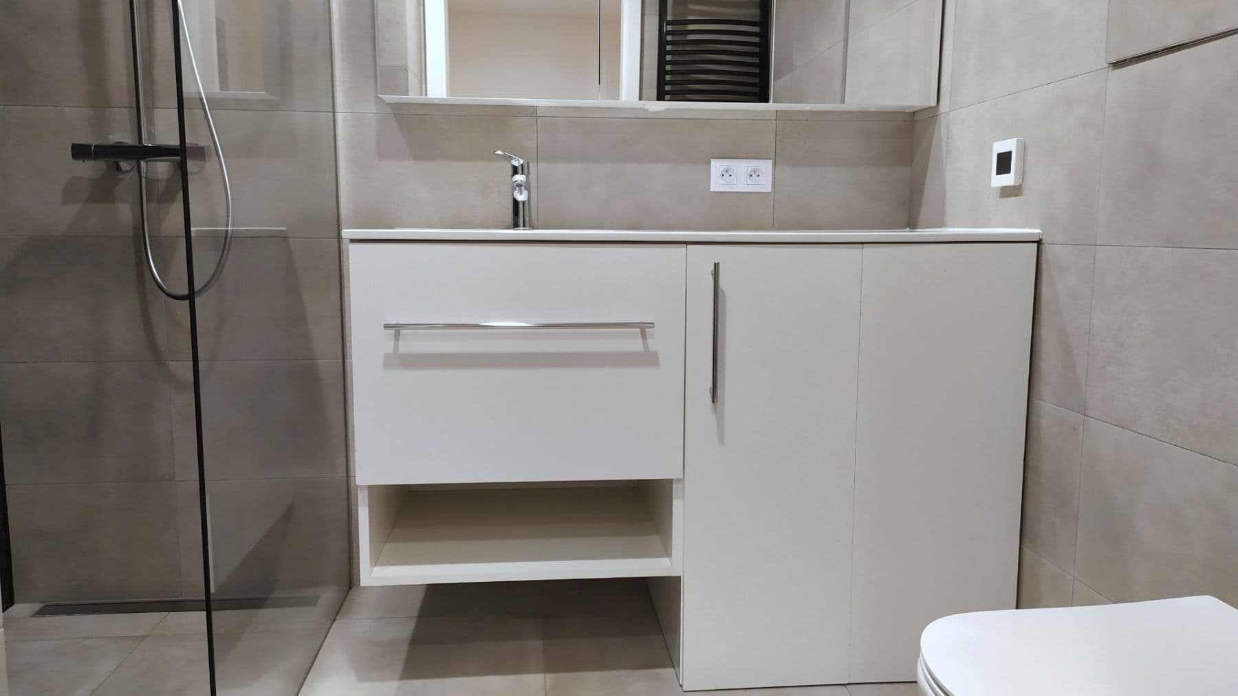 Prenájom bytu 1-izbový 30 m², Mukařovského, Praha, Praha Prenájom bytu 1-izbový 30 m², Mukařovského, Praha, Praha