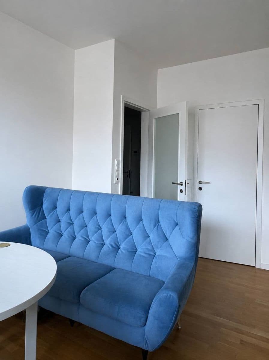 Prenájom bytu 2-izbový 53 m², Zenklova, Praha, Praha Prenájom bytu 2-izbový 53 m², Zenklova, Praha, Praha