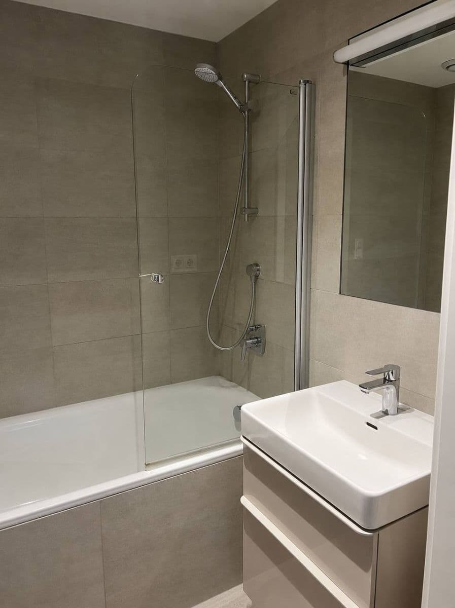 Prenájom bytu 2-izbový 53 m², Zenklova, Praha, Praha Prenájom bytu 2-izbový 53 m², Zenklova, Praha, Praha