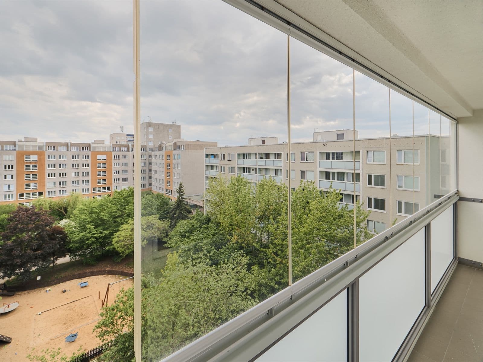 Predaj bytu 4-izbový 84 m², Janského, Praha, Praha Predaj bytu 4-izbový 84 m², Janského, Praha, Praha