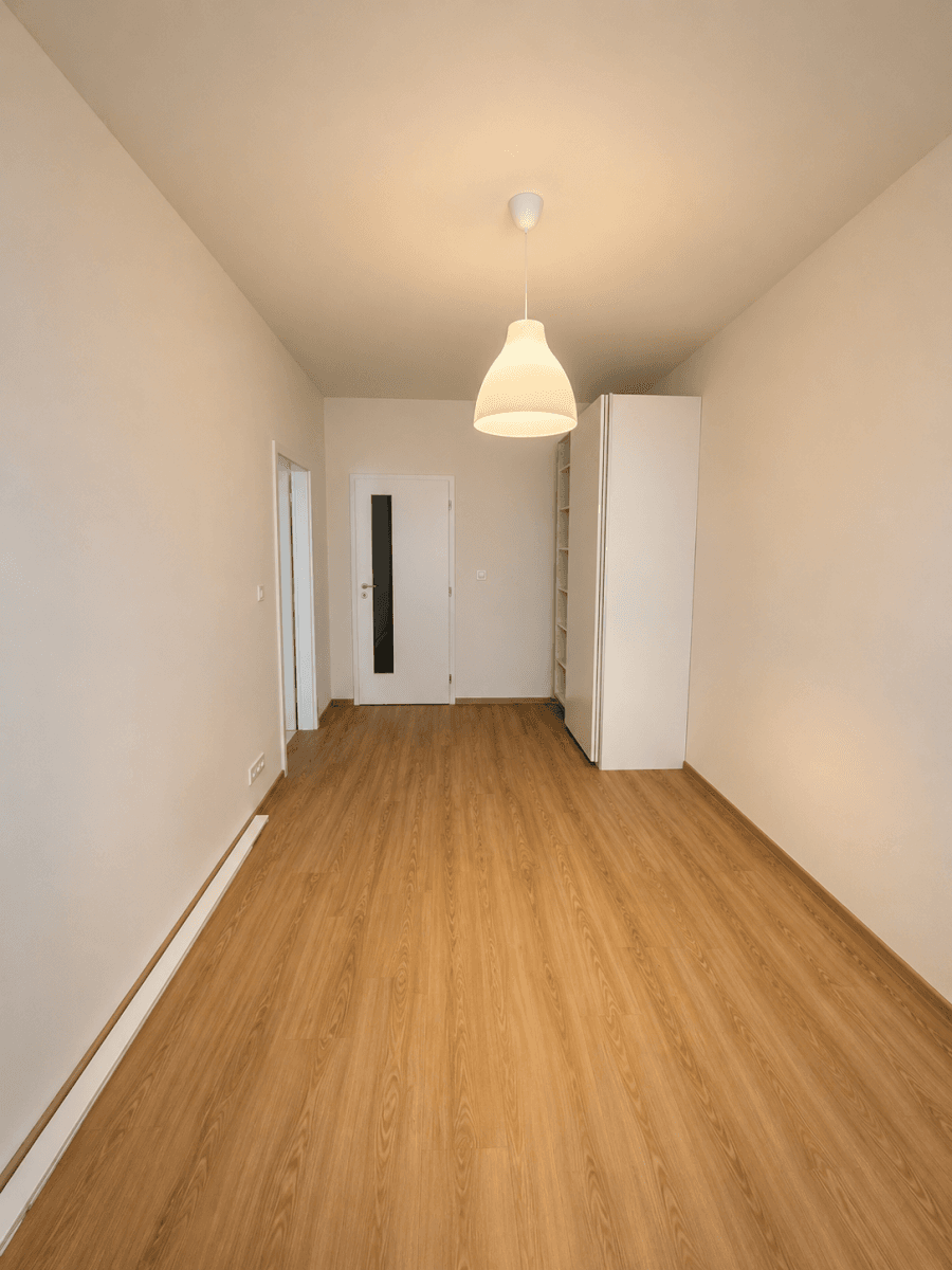 Prenájom bytu 3-izbový 87 m², U Jezerky, Praha, Praha Prenájom bytu 3-izbový 87 m², U Jezerky, Praha, Praha
