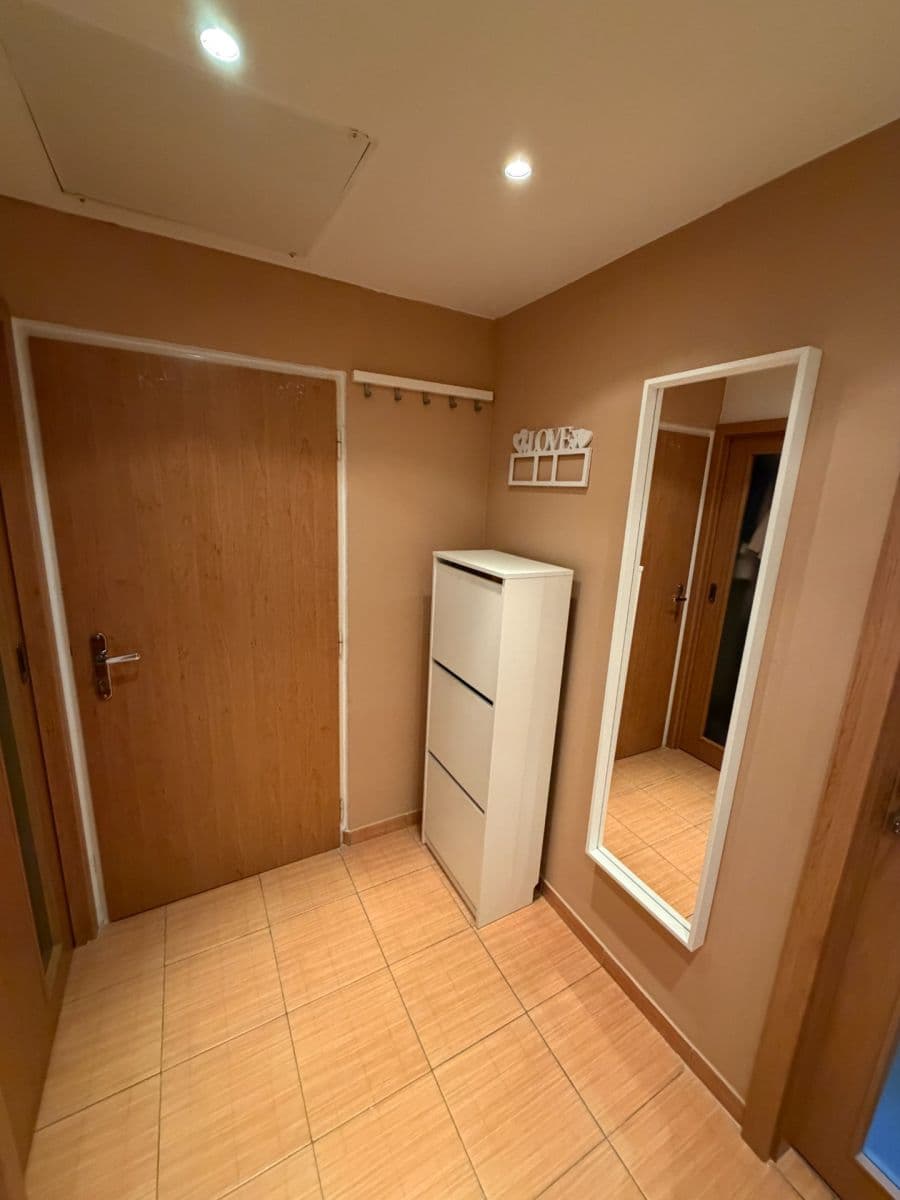 Prenájom bytu 3-izbový 55 m², Českolipská, Praha, Praha Prenájom bytu 3-izbový 55 m², Českolipská, Praha, Praha