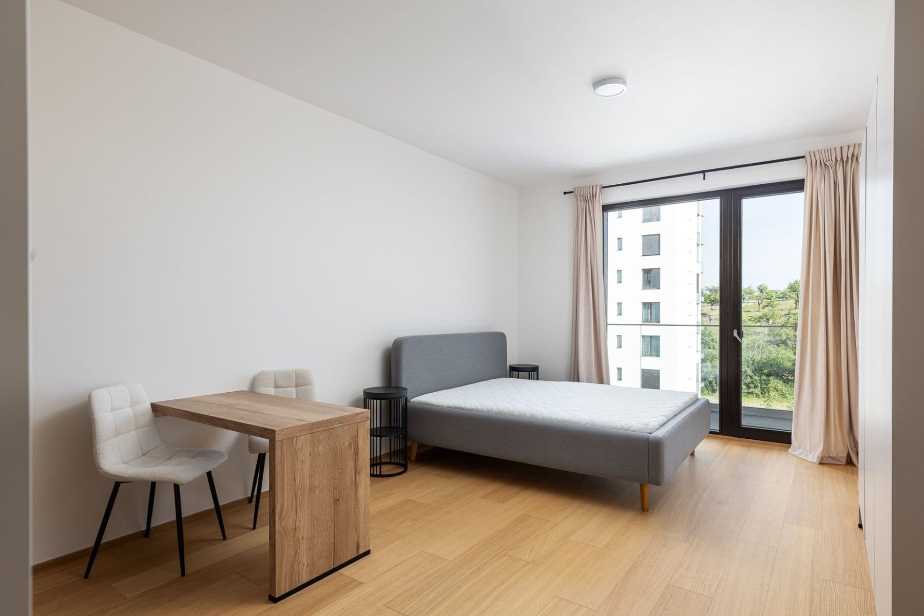 Prenájom bytu 1-izbový 36 m², V třešňovce, Praha, Praha Prenájom bytu 1-izbový 36 m², V třešňovce, Praha, Praha