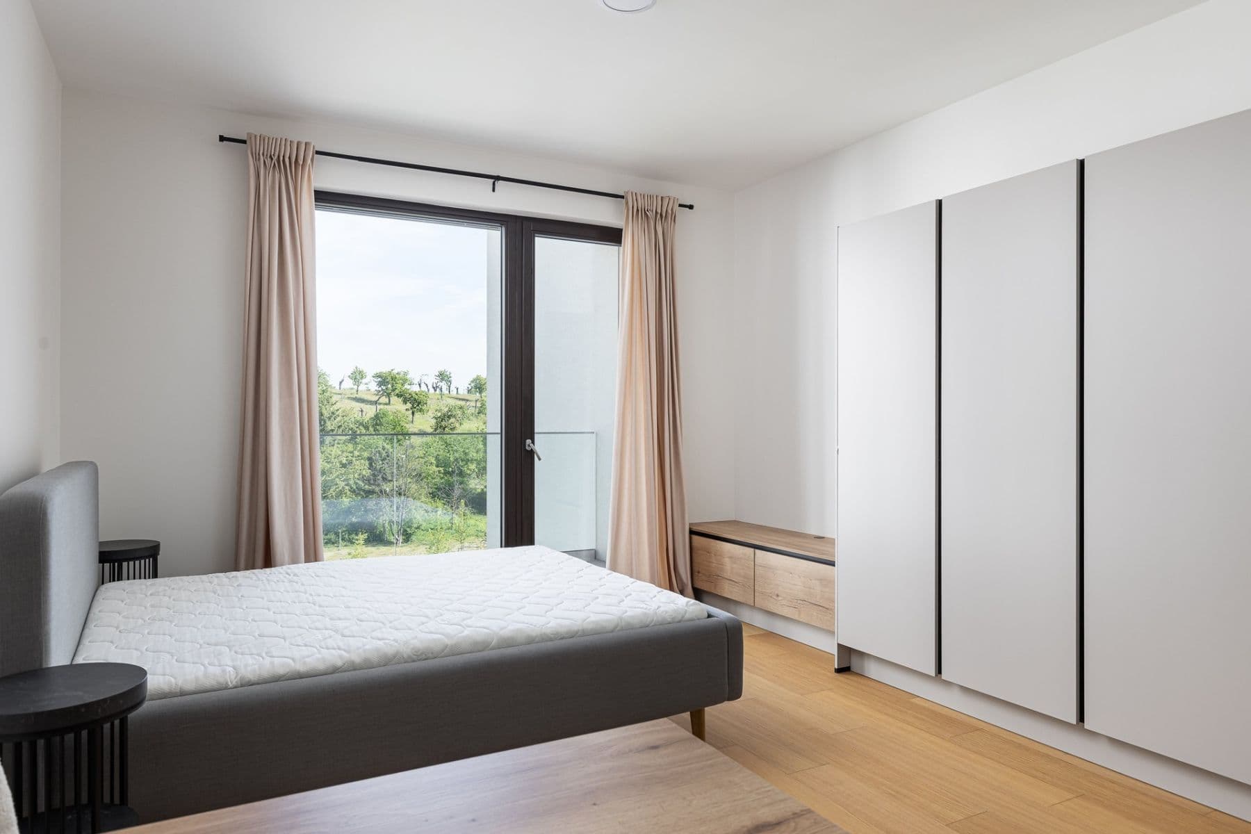 Prenájom bytu 1-izbový 36 m², V třešňovce, Praha, Praha Prenájom bytu 1-izbový 36 m², V třešňovce, Praha, Praha