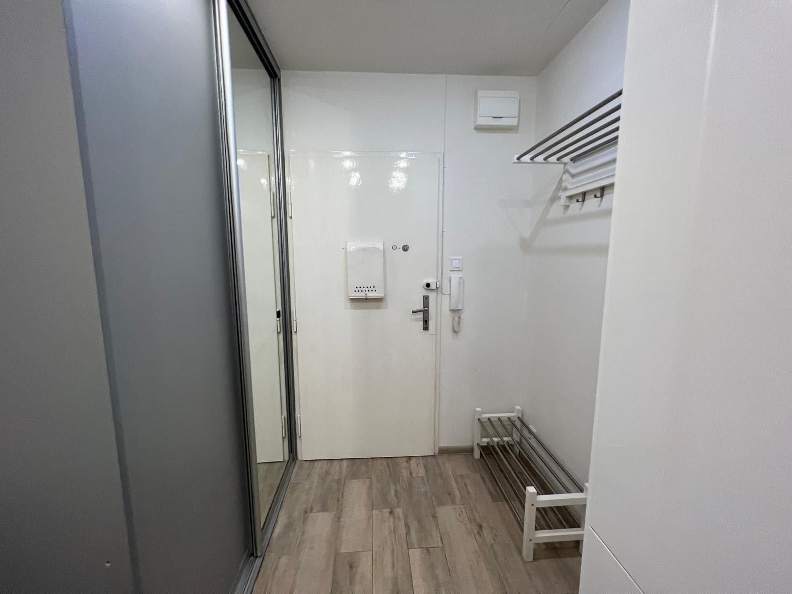 Prenájom bytu 1-izbový 36 m², Krakovská, Praha, Praha Prenájom bytu 1-izbový 36 m², Krakovská, Praha, Praha