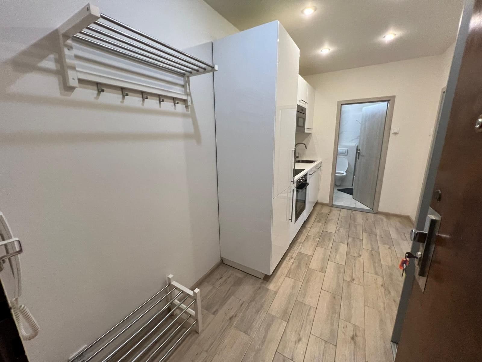 Prenájom bytu 1-izbový 36 m², Krakovská, Praha, Praha Prenájom bytu 1-izbový 36 m², Krakovská, Praha, Praha