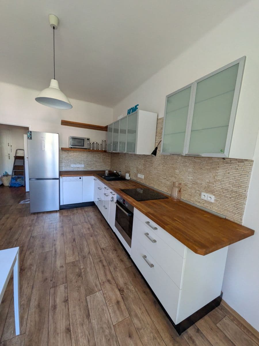 Prenájom bytu 2-izbový 50 m², Rooseveltova, Praha, Praha Prenájom bytu 2-izbový 50 m², Rooseveltova, Praha, Praha