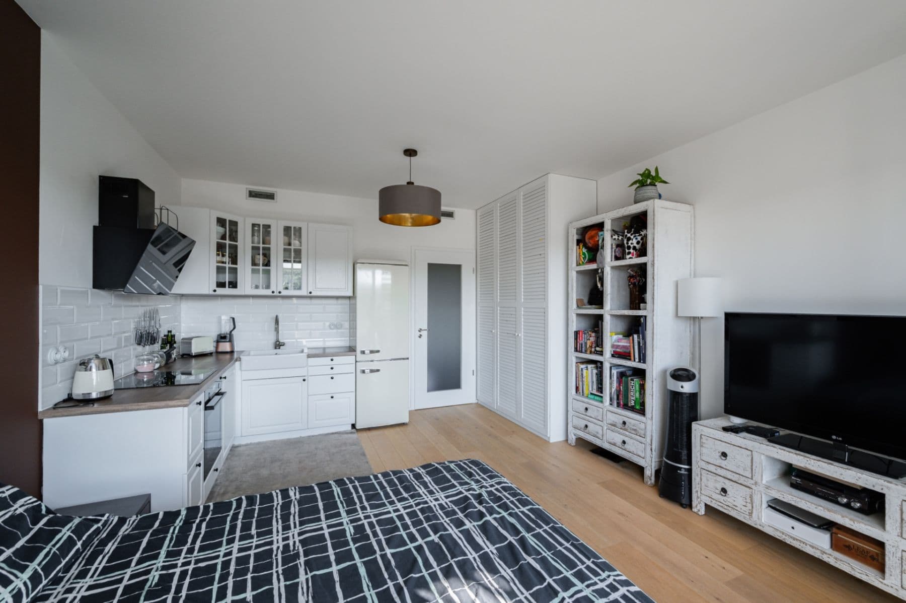 Predaj bytu 1-izbový 33 m², Mezi Vodami, Praha, Praha Predaj bytu 1-izbový 33 m², Mezi Vodami, Praha, Praha