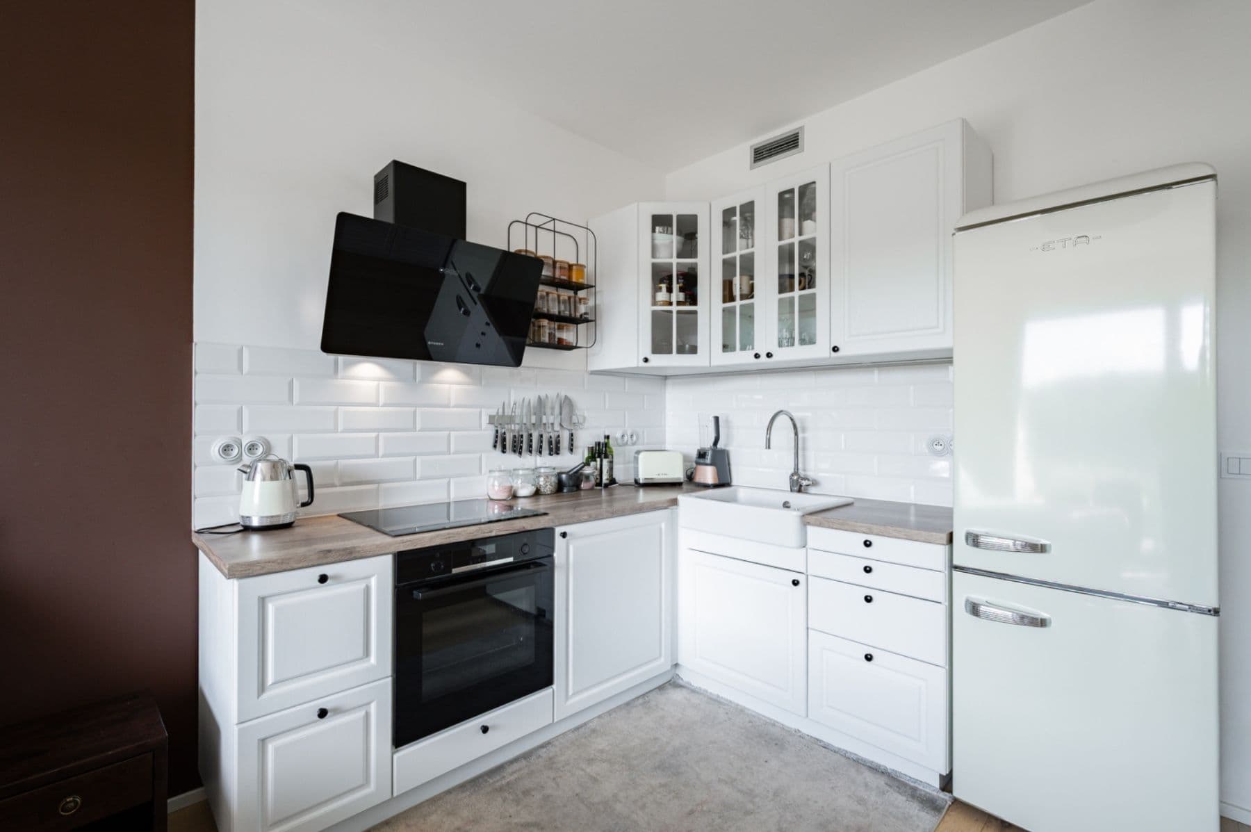 Predaj bytu 1-izbový 33 m², Mezi Vodami, Praha, Praha Predaj bytu 1-izbový 33 m², Mezi Vodami, Praha, Praha