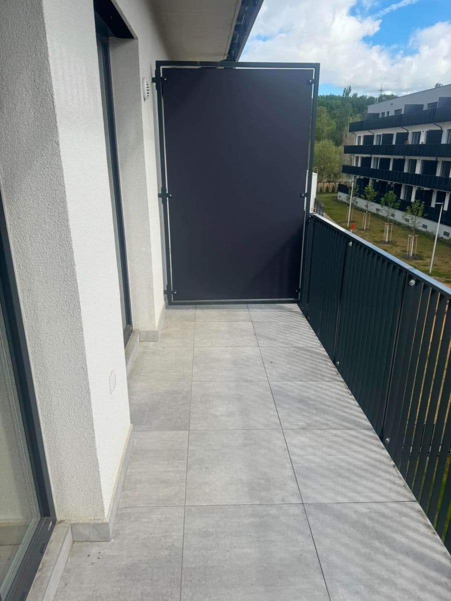 Predaj bytu 1-izbový 34 m², Ke křížku, Kladno, Středočeský kraj Predaj bytu 1-izbový 34 m², Ke křížku, Kladno, Středočeský kraj