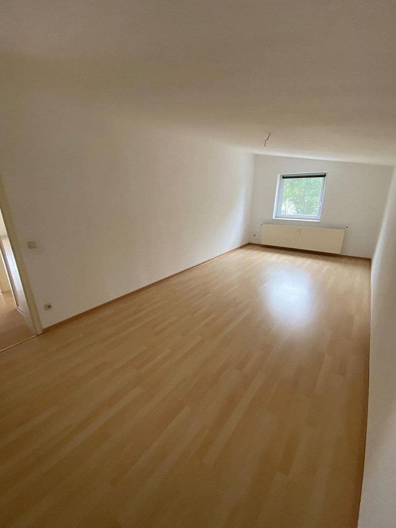 Prenájom bytu 4-izbový 92 m², Oderberger Straße 4, Parsteinsee, Brandenbursko Prenájom bytu 4-izbový 92 m², Oderberger Straße 4, Parsteinsee, Brandenbursko