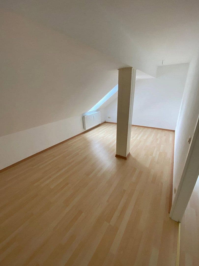 Prenájom bytu 4-izbový 92 m², Oderberger Straße 4, Parsteinsee, Brandenbursko Prenájom bytu 4-izbový 92 m², Oderberger Straße 4, Parsteinsee, Brandenbursko