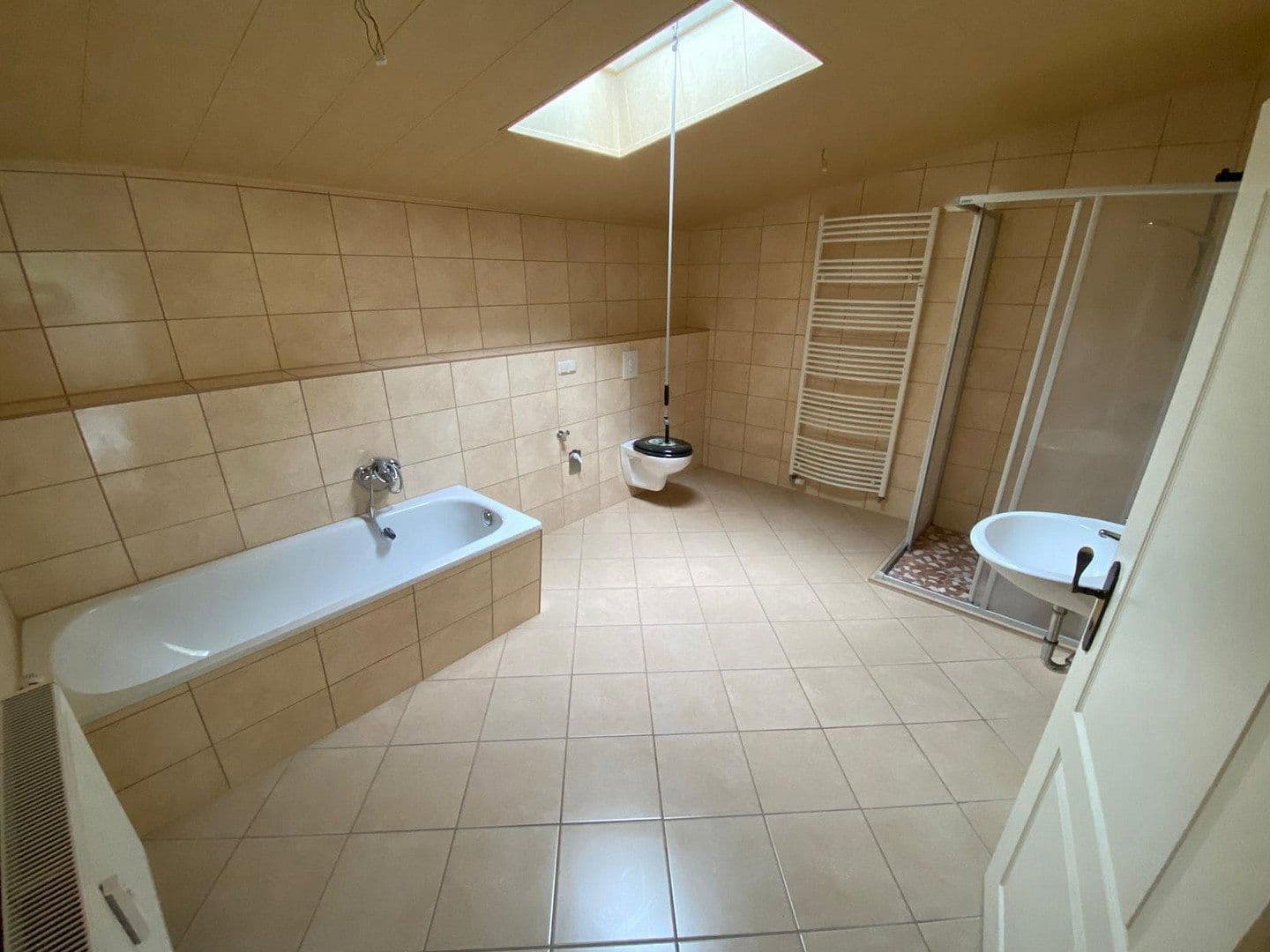 Prenájom bytu 4-izbový 92 m², Oderberger Straße 4, Parsteinsee, Brandenbursko Prenájom bytu 4-izbový 92 m², Oderberger Straße 4, Parsteinsee, Brandenbursko