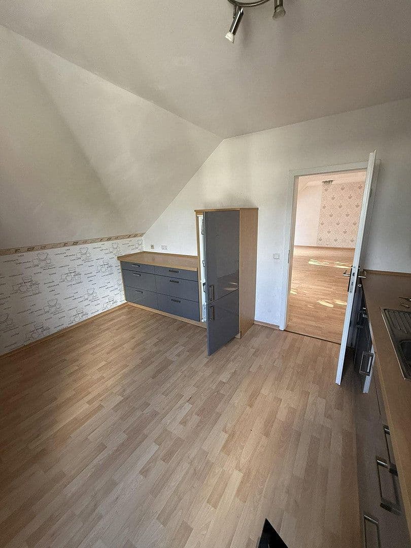 Prenájom bytu 2-izbový 68 m², Krefeld, Severné Porýnie - Westfálsko Prenájom bytu 2-izbový 68 m², Krefeld, Severné Porýnie - Westfálsko