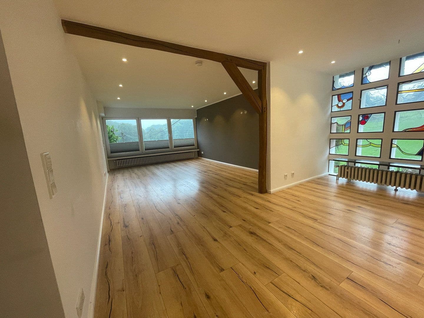 Prenájom domu 115 m², pozemek 1.850 m², Bergisch Gladbach, Severné Porýnie - Westfálsko Prenájom domu 115 m², pozemek 1.850 m², Bergisch Gladbach, Severné Porýnie - Westfálsko