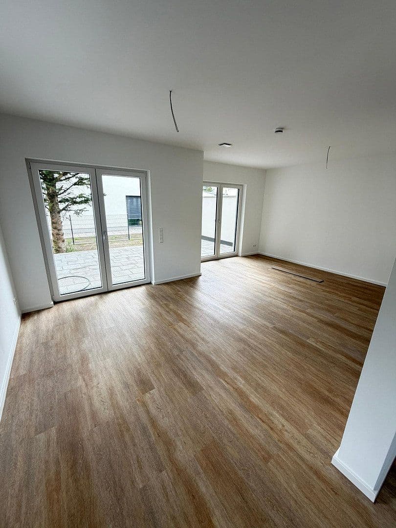 Prenájom domu 152 m², pozemek 110 m², Privatstraße, Dresden, Sasko Prenájom domu 152 m², pozemek 110 m², Privatstraße, Dresden, Sasko
