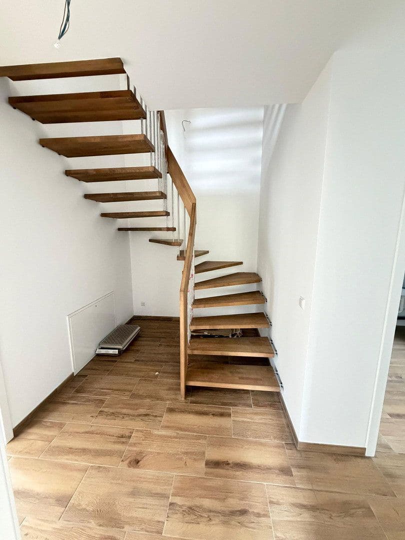 Prenájom domu 152 m², pozemek 110 m², Privatstraße, Dresden, Sasko Prenájom domu 152 m², pozemek 110 m², Privatstraße, Dresden, Sasko