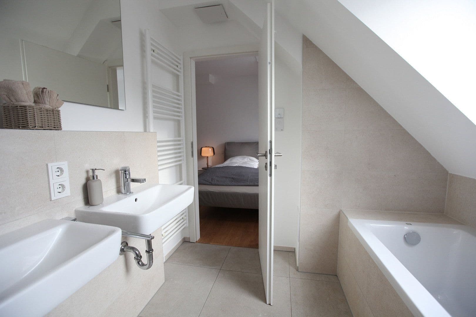 Predaj bytu 3-izbový 83 m², Hartstraße 86, Germering, Bavorsko Predaj bytu 3-izbový 83 m², Hartstraße 86, Germering, Bavorsko