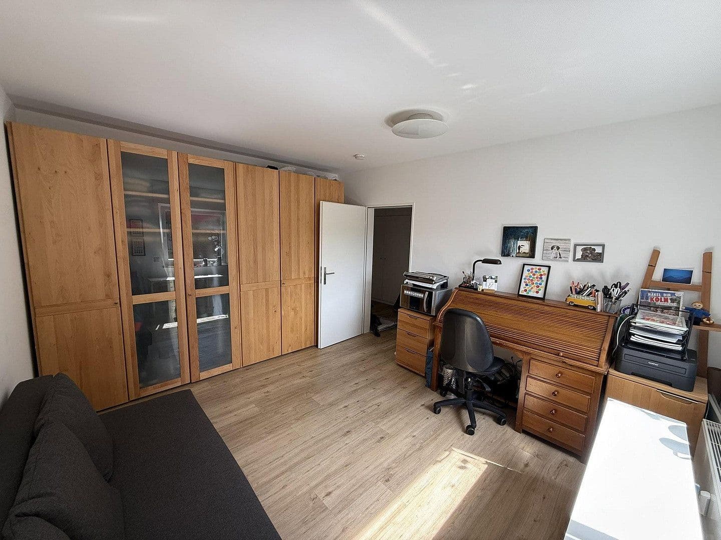 Prenájom bytu 3-izbový 85 m², Nierster Str. 14a, Meerbusch, Severné Porýnie - Westfálsko Prenájom bytu 3-izbový 85 m², Nierster Str. 14a, Meerbusch, Severné Porýnie - Westfálsko