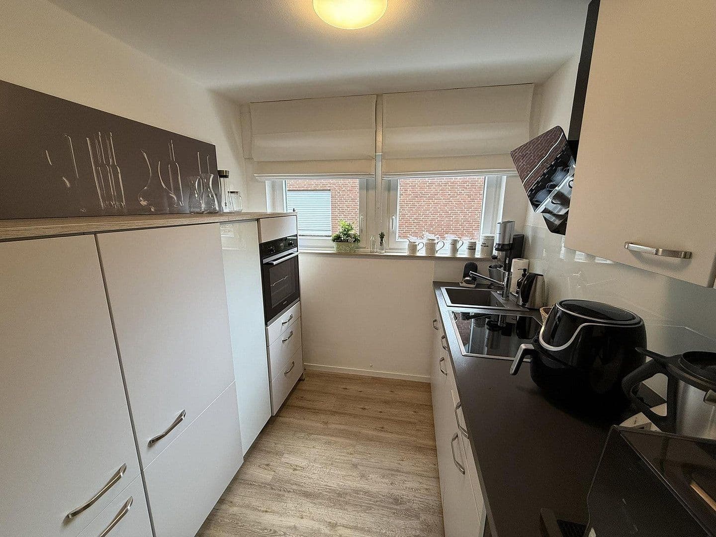 Prenájom bytu 3-izbový 85 m², Nierster Str. 14a, Meerbusch, Severné Porýnie - Westfálsko Prenájom bytu 3-izbový 85 m², Nierster Str. 14a, Meerbusch, Severné Porýnie - Westfálsko