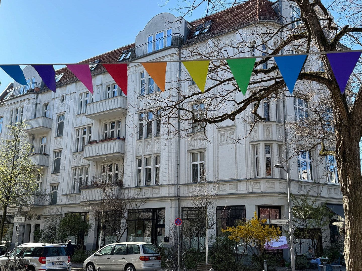 Prenájom bytu 5-izbový 165 m², Sieglindestraße 1, Berlin, Berlín Prenájom bytu 5-izbový 165 m², Sieglindestraße 1, Berlin, Berlín