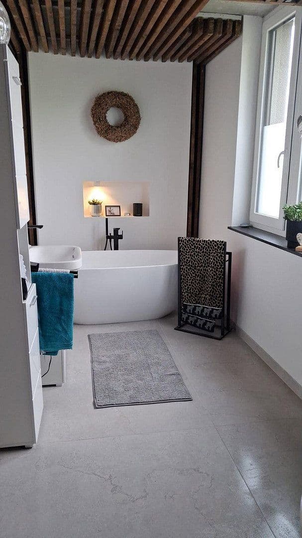 Prenájom bytu 2-izbový 75 m², Günzburg, Bavorsko Prenájom bytu 2-izbový 75 m², Günzburg, Bavorsko