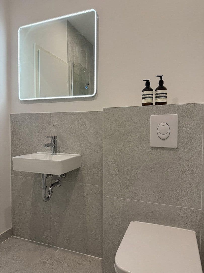 Predaj bytu 2-izbový 40 m², Berlin, Berlín Predaj bytu 2-izbový 40 m², Berlin, Berlín
