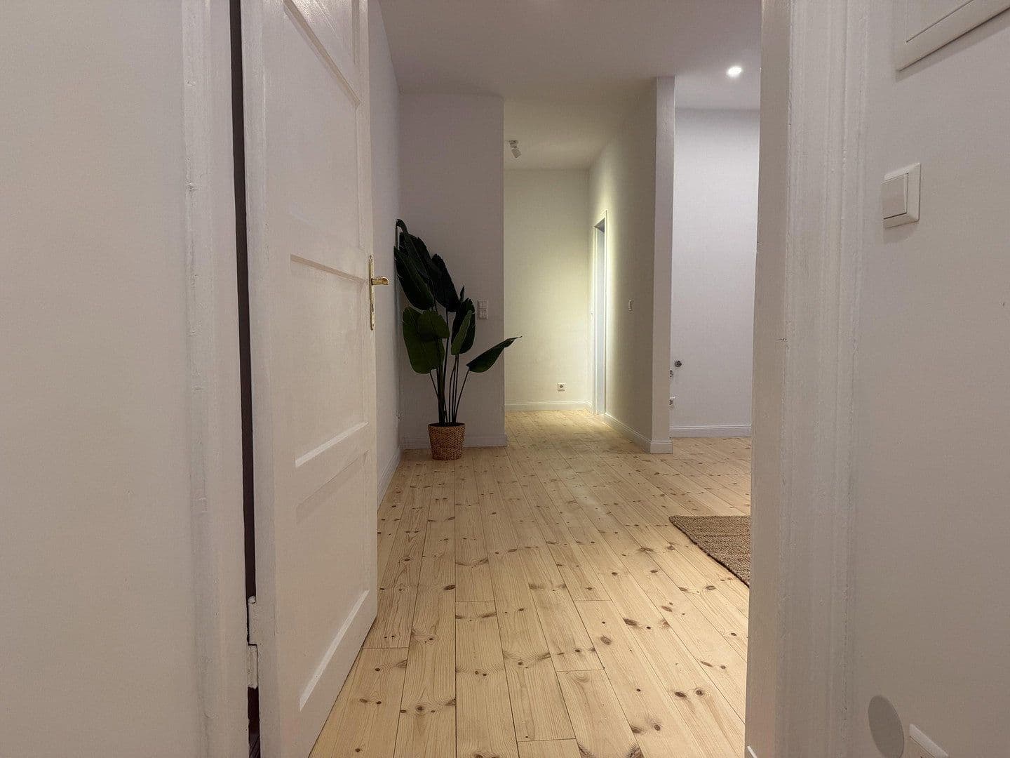 Predaj bytu 2-izbový 40 m², Berlin, Berlín Predaj bytu 2-izbový 40 m², Berlin, Berlín