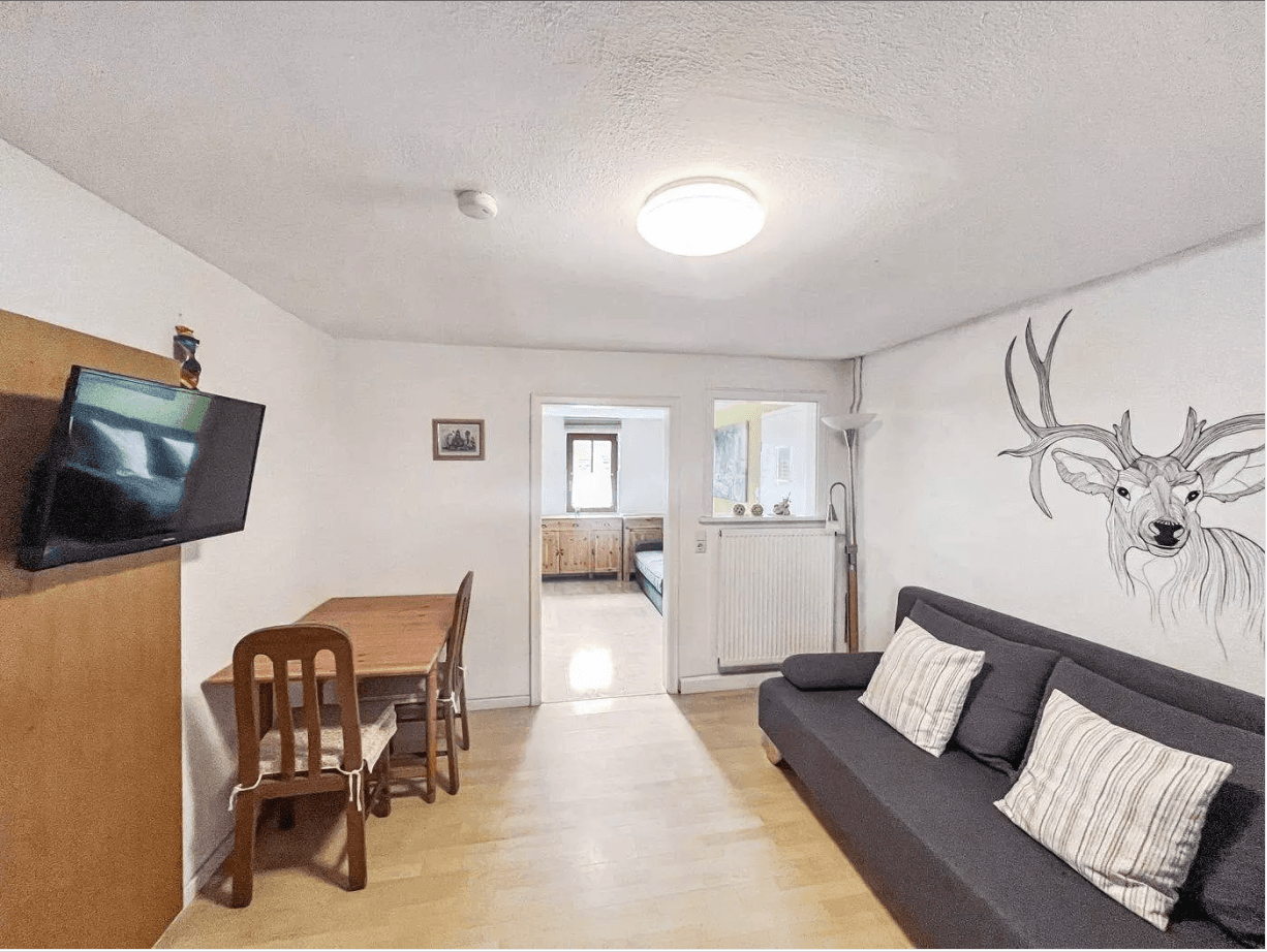 Predaj domu 240 m², pozemek 840 m², Brunnengasse 7, Randersacker, Bavorsko Predaj domu 240 m², pozemek 840 m², Brunnengasse 7, Randersacker, Bavorsko