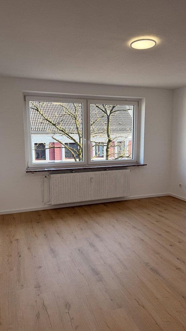 Prenájom bytu 2-izbový 58 m², Schwarzbach 67, Wuppertal, Severné Porýnie - Westfálsko Prenájom bytu 2-izbový 58 m², Schwarzbach 67, Wuppertal, Severné Porýnie - Westfálsko