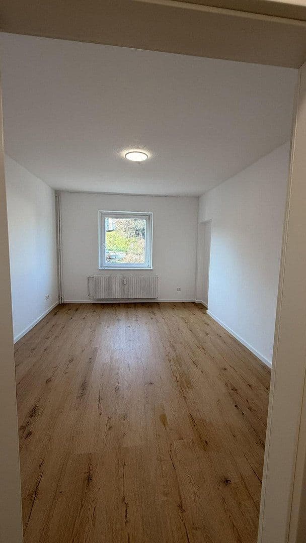 Prenájom bytu 2-izbový 58 m², Schwarzbach 67, Wuppertal, Severné Porýnie - Westfálsko Prenájom bytu 2-izbový 58 m², Schwarzbach 67, Wuppertal, Severné Porýnie - Westfálsko