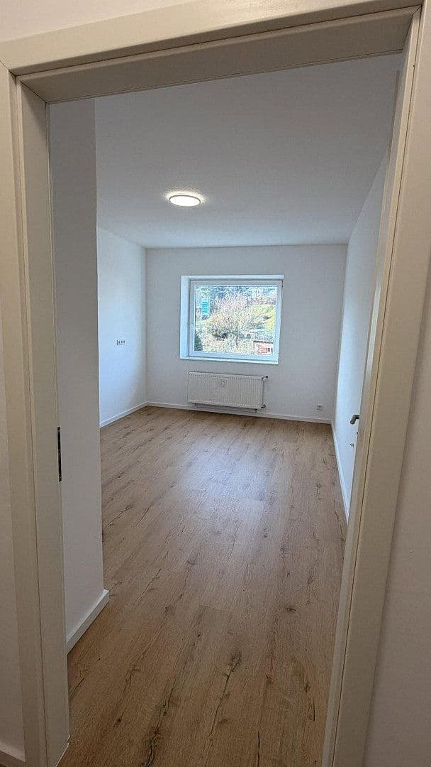Prenájom bytu 2-izbový 58 m², Schwarzbach 67, Wuppertal, Severné Porýnie - Westfálsko Prenájom bytu 2-izbový 58 m², Schwarzbach 67, Wuppertal, Severné Porýnie - Westfálsko