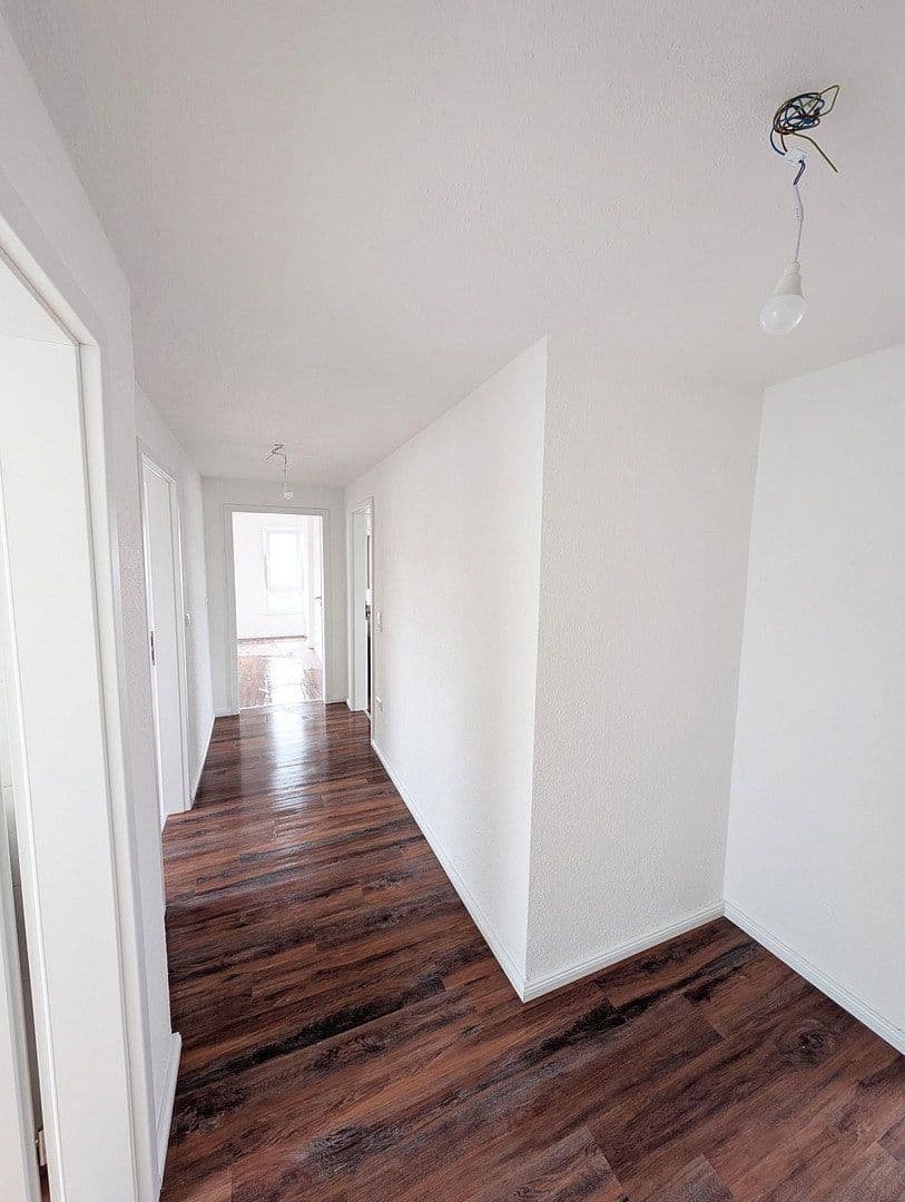 Prenájom bytu 3-izbový 77 m², Filderstadt, Bádensko-Wurttembersko Prenájom bytu 3-izbový 77 m², Filderstadt, Bádensko-Wurttembersko