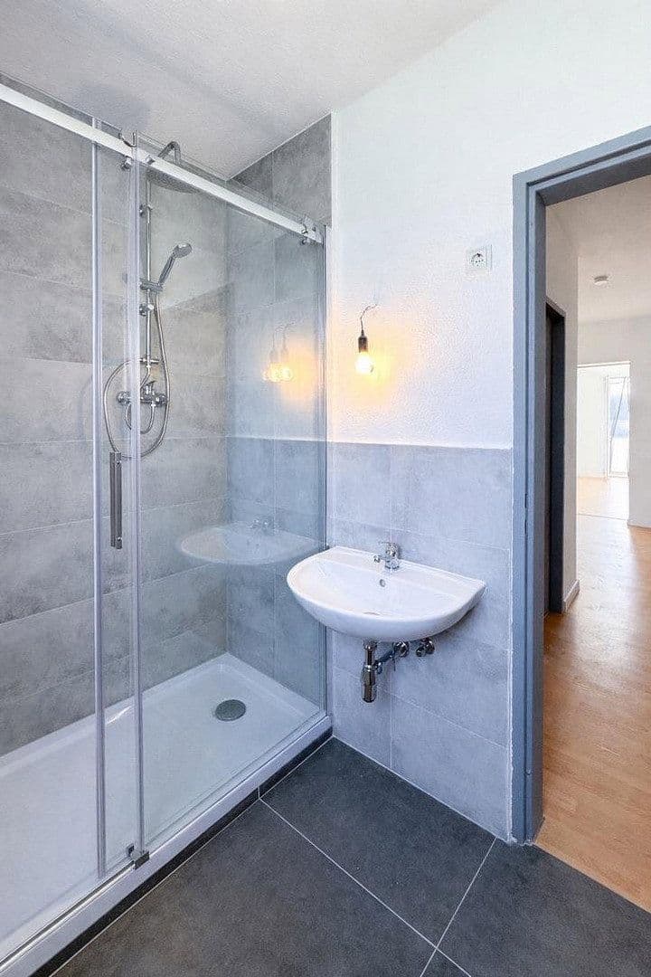 Predaj bytu 3-izbový 71 m², Sulzbach/Saar, Sársko Predaj bytu 3-izbový 71 m², Sulzbach/Saar, Sársko