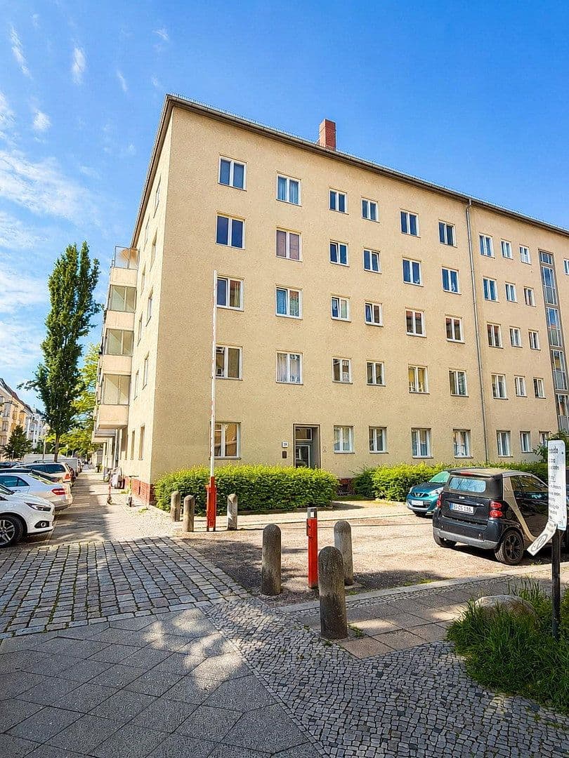Predaj bytu 3-izbový 87 m², Kamminer Str., Berlin, Berlín Predaj bytu 3-izbový 87 m², Kamminer Str., Berlin, Berlín