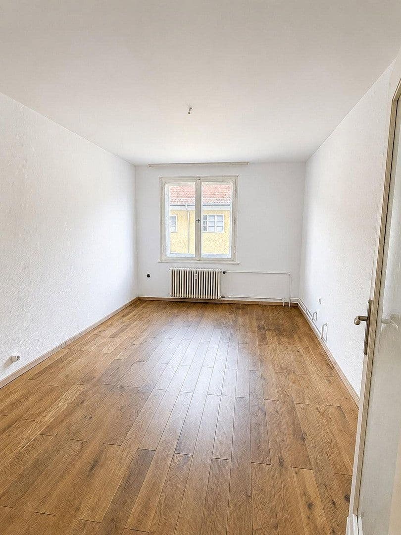 Predaj bytu 3-izbový 87 m², Kamminer Str., Berlin, Berlín Predaj bytu 3-izbový 87 m², Kamminer Str., Berlin, Berlín