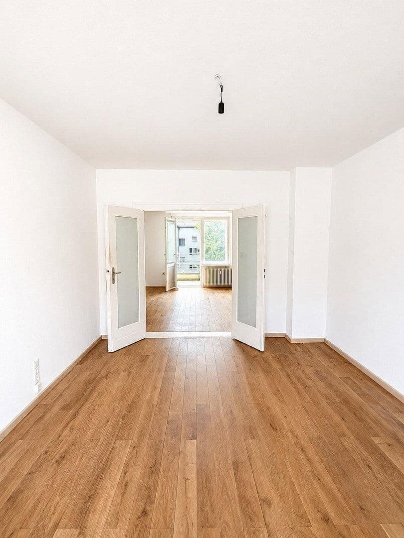 Predaj bytu 3-izbový 87 m², Kamminer Str., Berlin, Berlín Predaj bytu 3-izbový 87 m², Kamminer Str., Berlin, Berlín