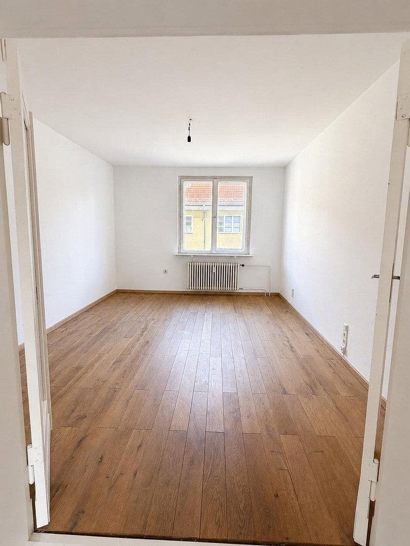 Predaj bytu 3-izbový 87 m², Kamminer Str., Berlin, Berlín Predaj bytu 3-izbový 87 m², Kamminer Str., Berlin, Berlín